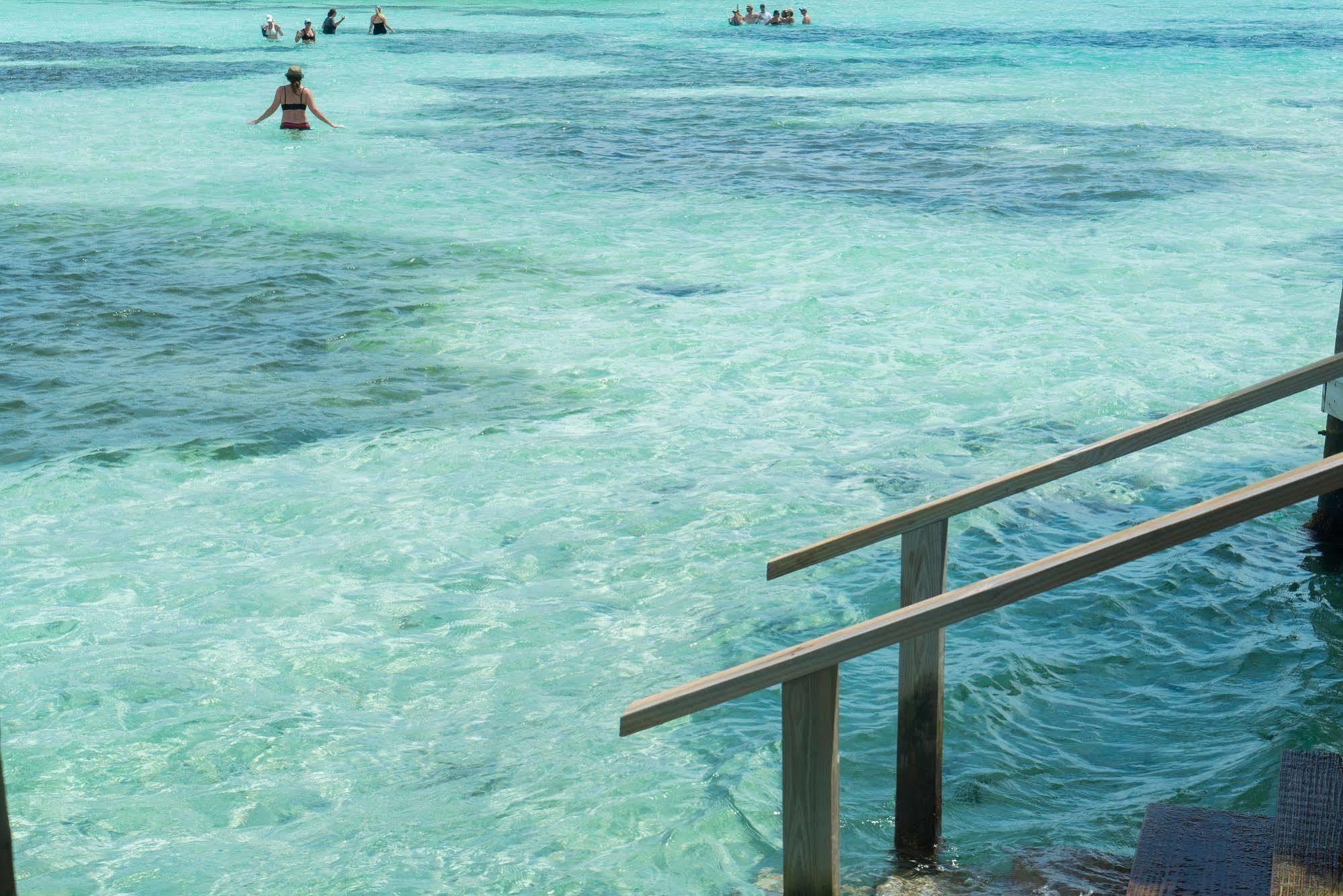 Thatch Caye Resort A Muy'Ono Resort ホプキンズ エクステリア 写真