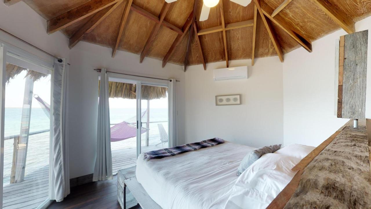 Thatch Caye Resort A Muy'Ono Resort ホプキンズ エクステリア 写真